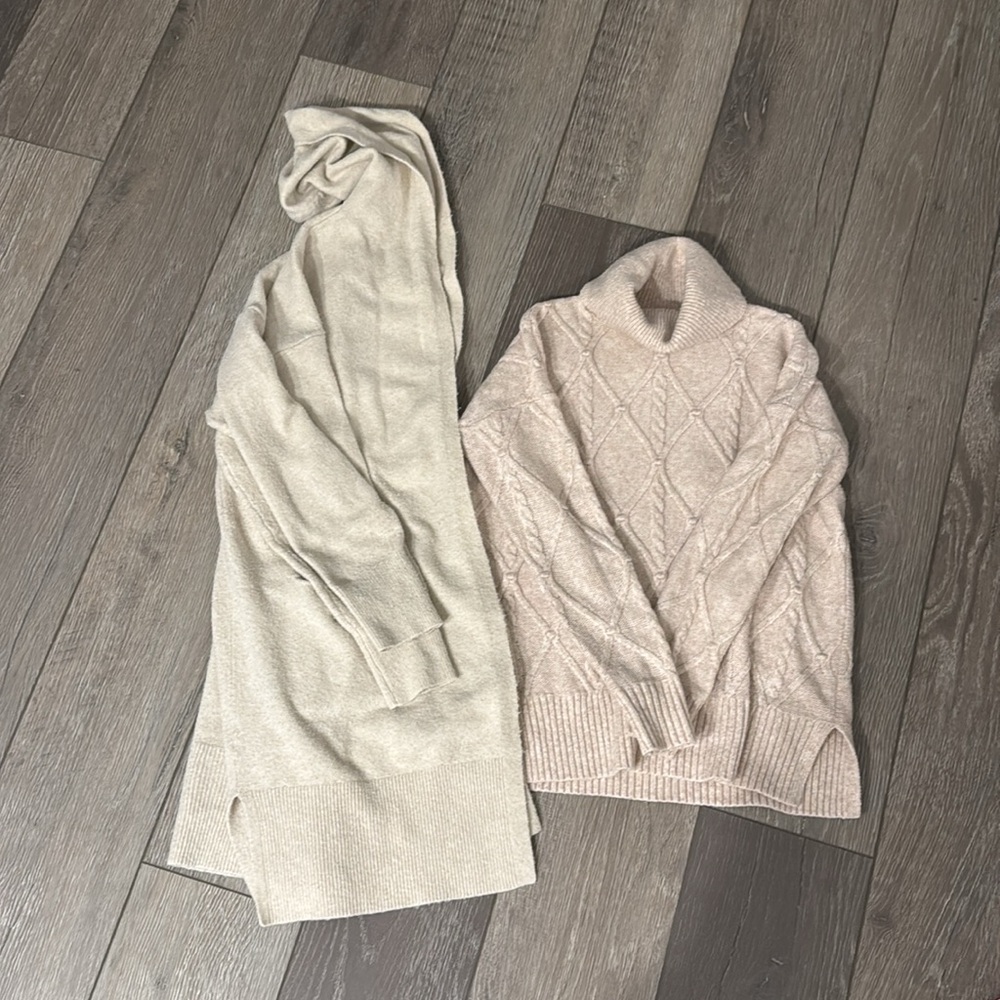 Cozy size medium LOFT sweater bundle!